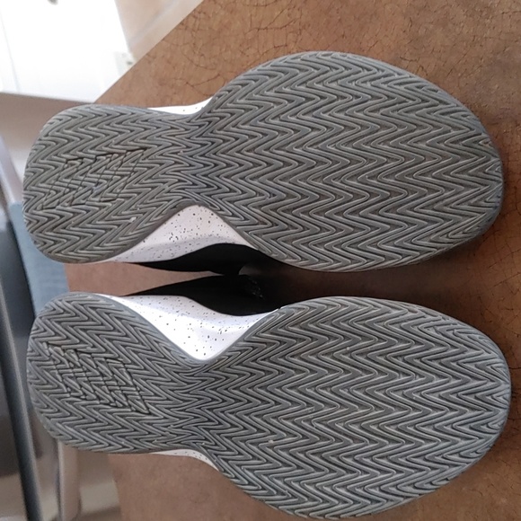 Adidas Court Shoes - Picture 3 of 4